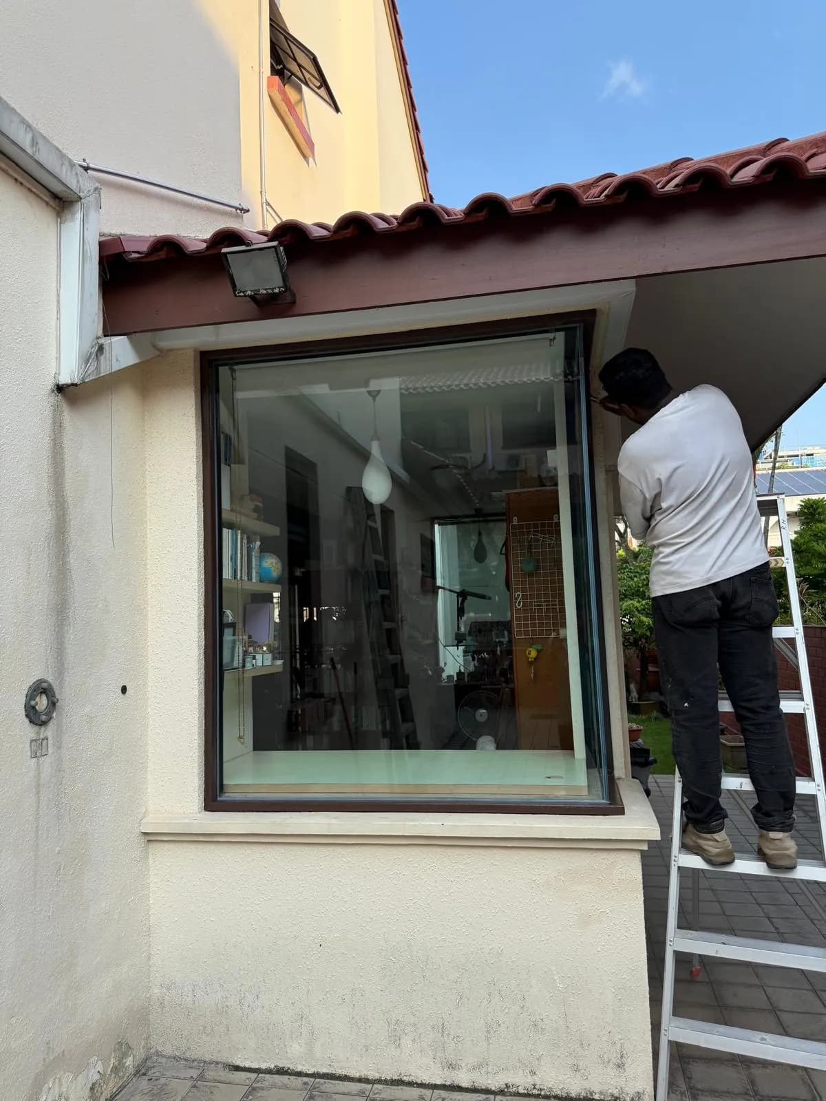 Quick & Safe Broken Glass Replacement